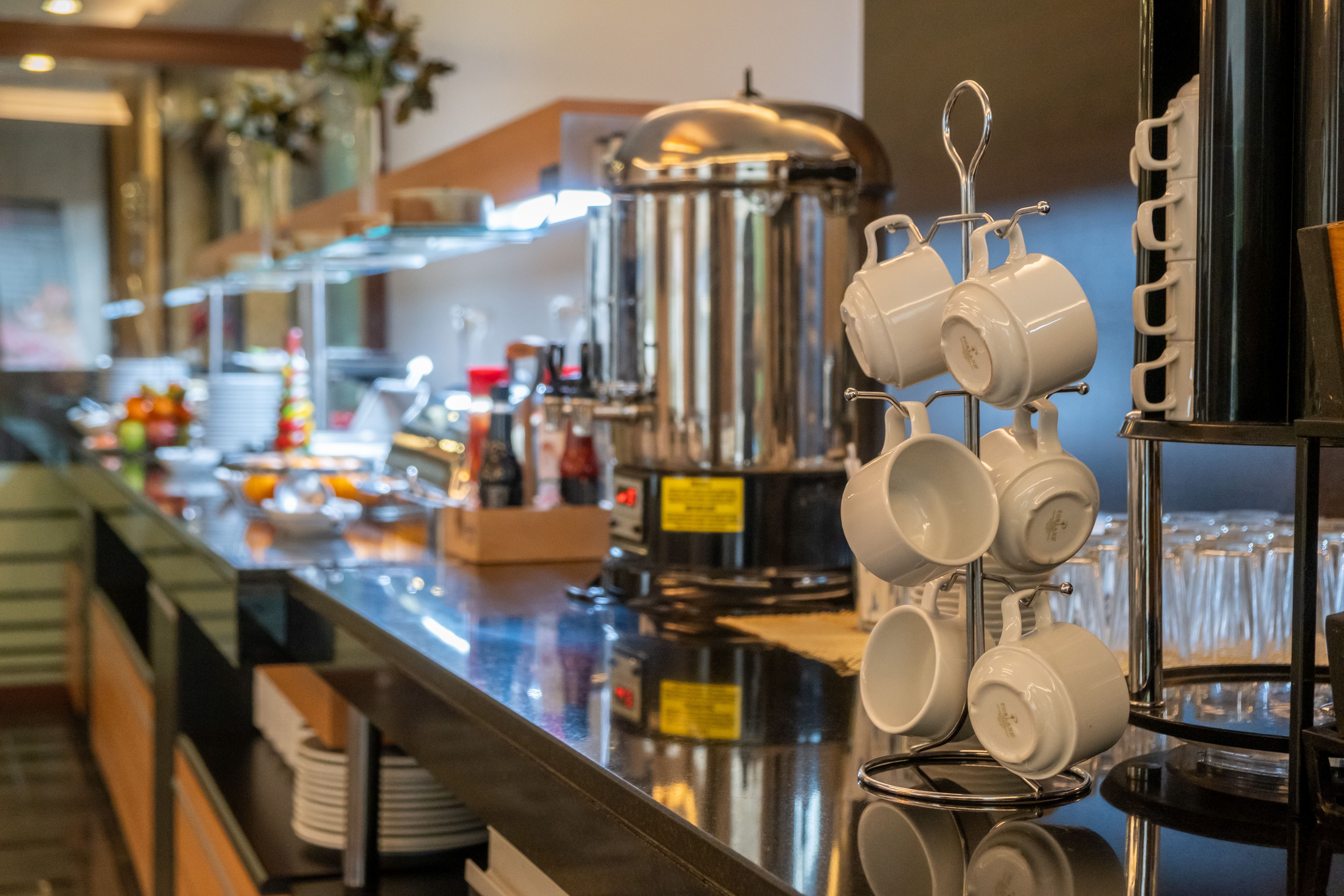 Restoran ve Bar Alanı