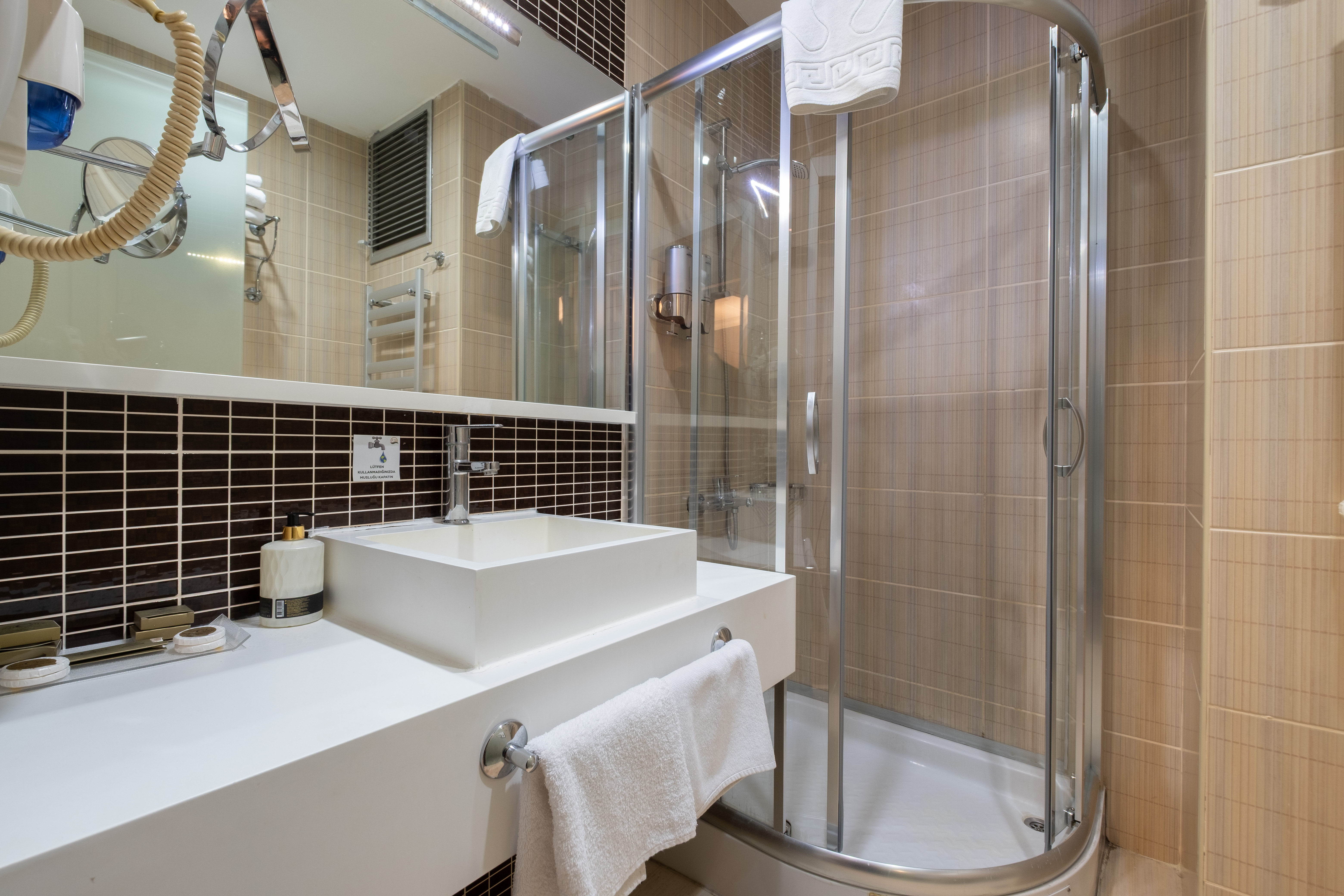 216 Castle Hotel Çift Kişilik Oda