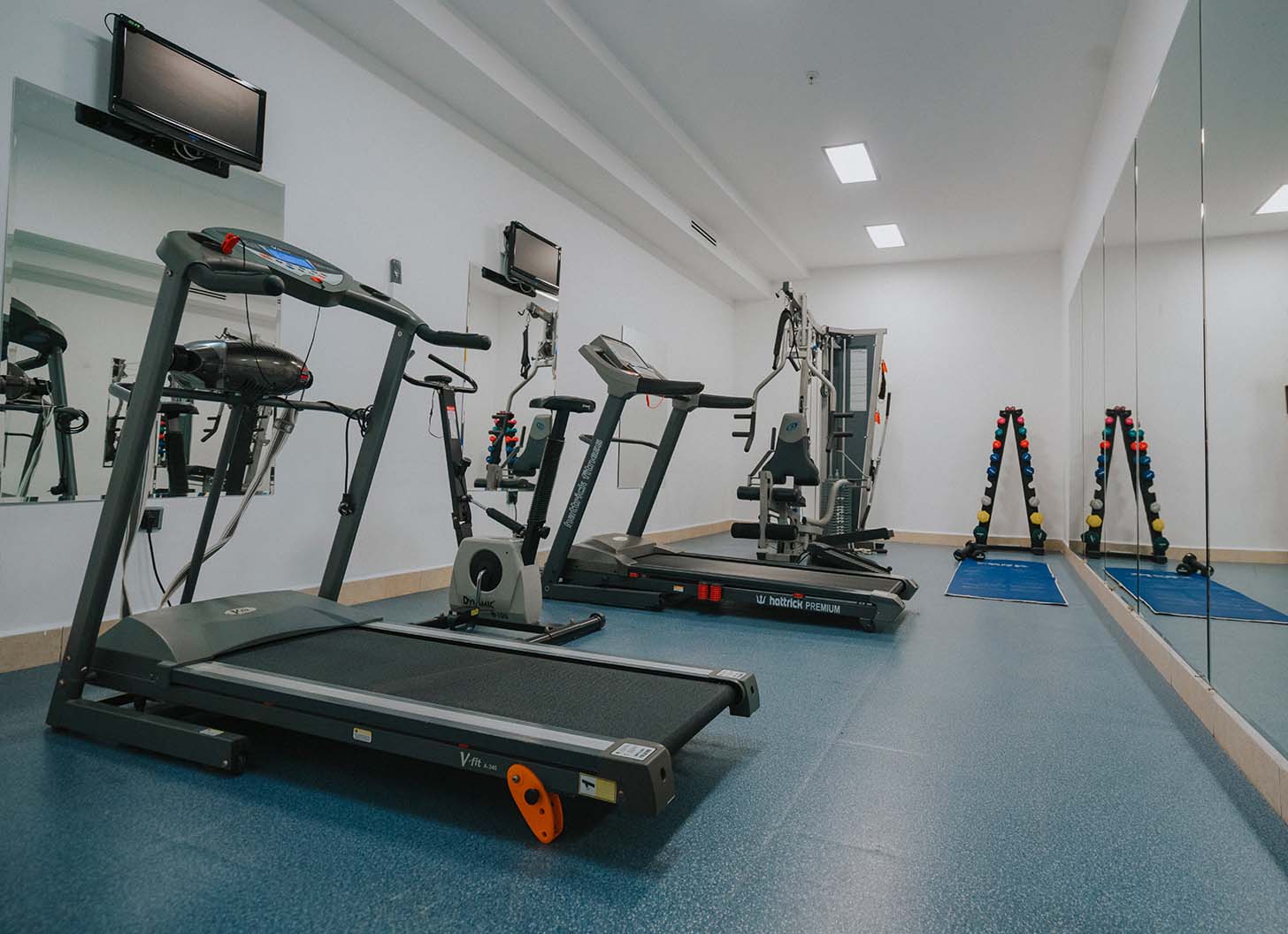 24 Saat Açık Spor Salonu